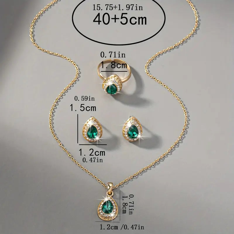 Noémie Glastra Jewelry Collection