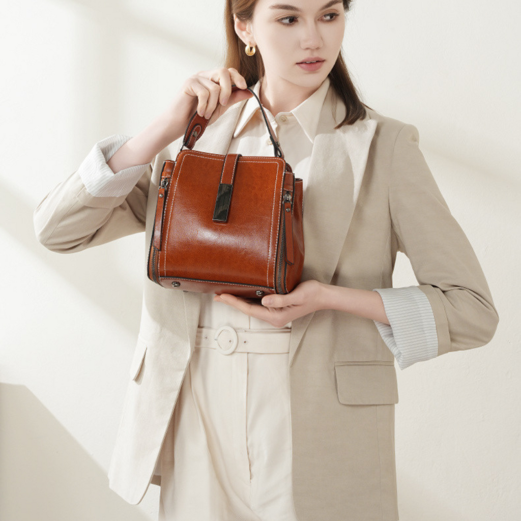 Ivory Belle Handbag