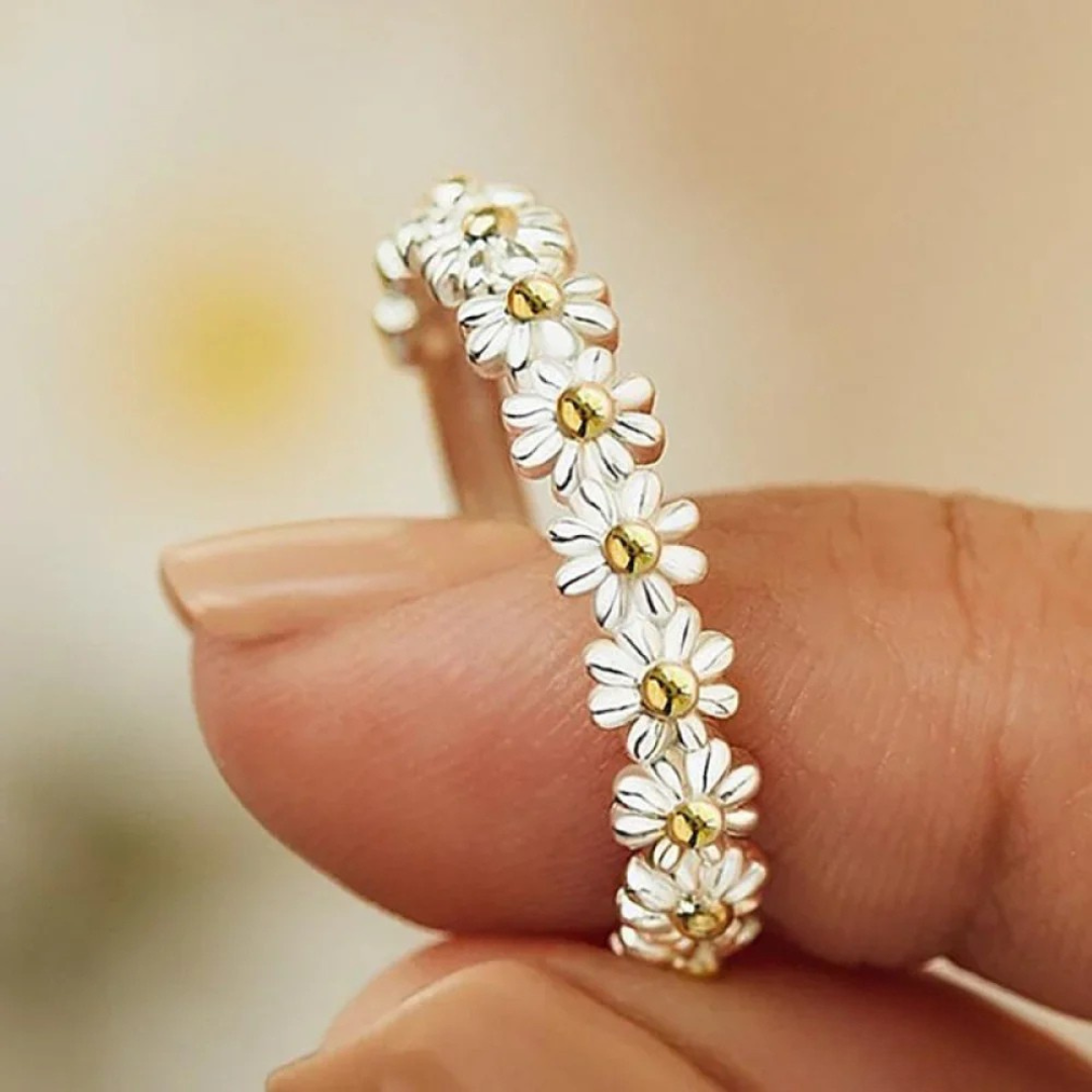 Florentina – Silver Floral Ring