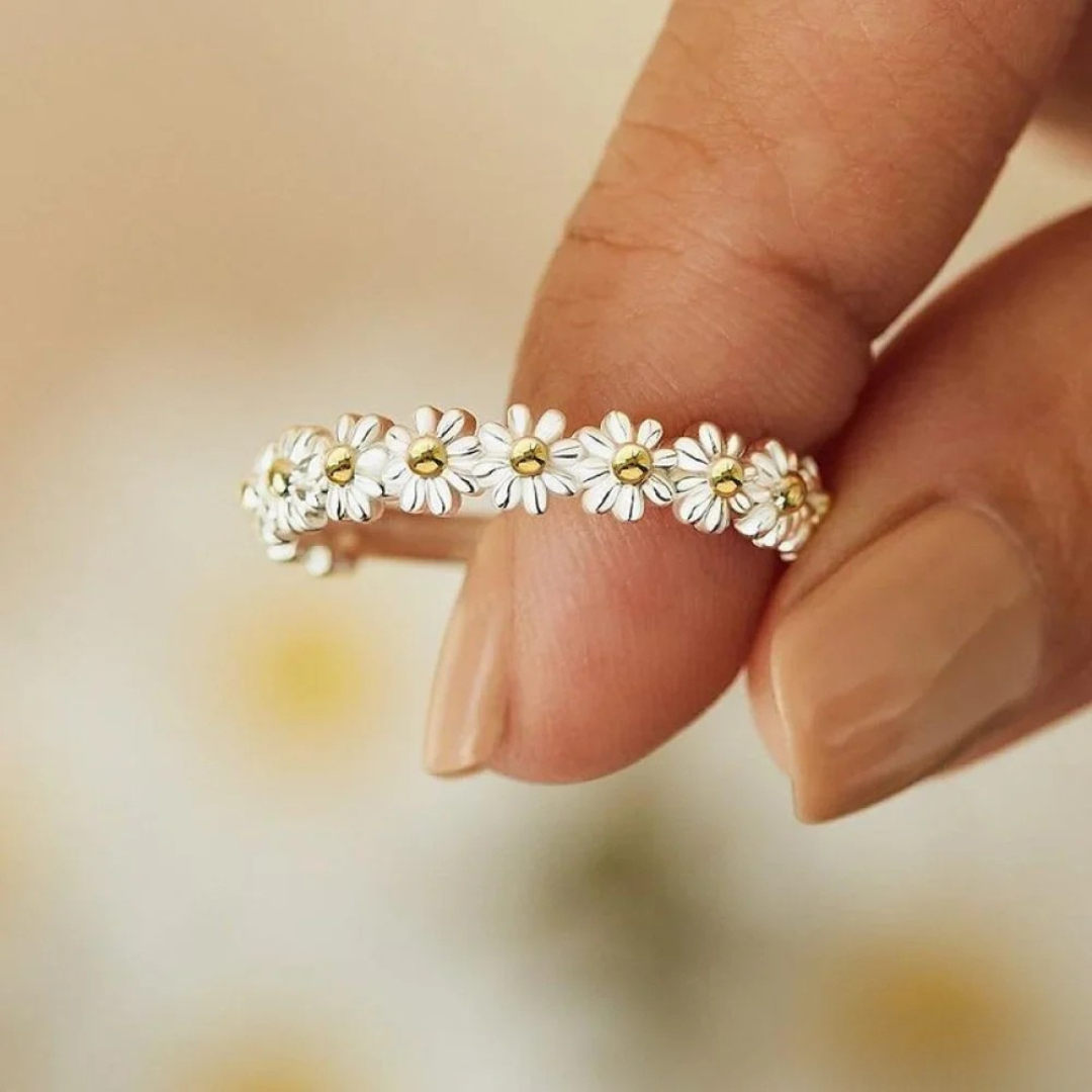 Florentina – Silver Floral Ring