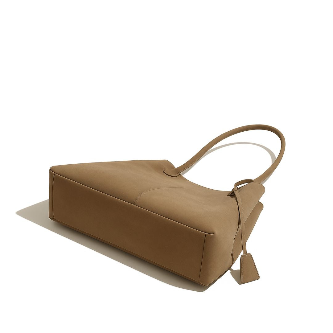 Kyadeeih | Chic Tote Bag