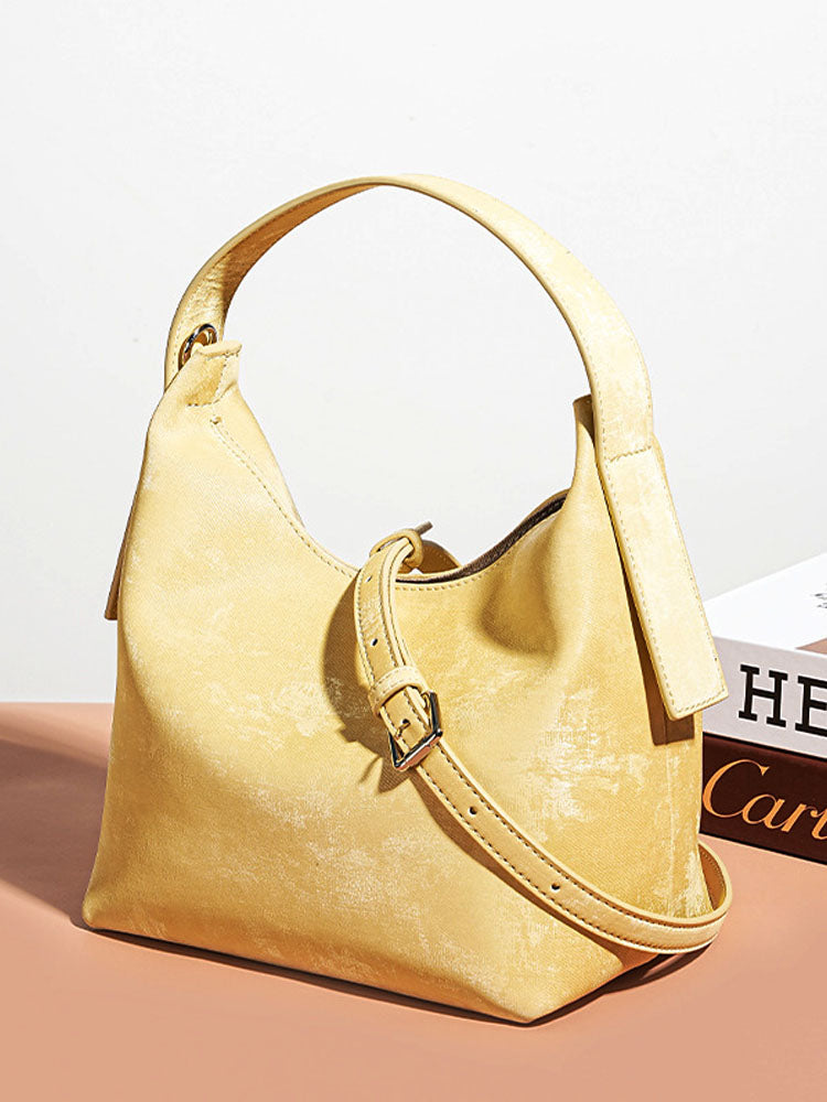 Chic Crossbody Dumpling Bag