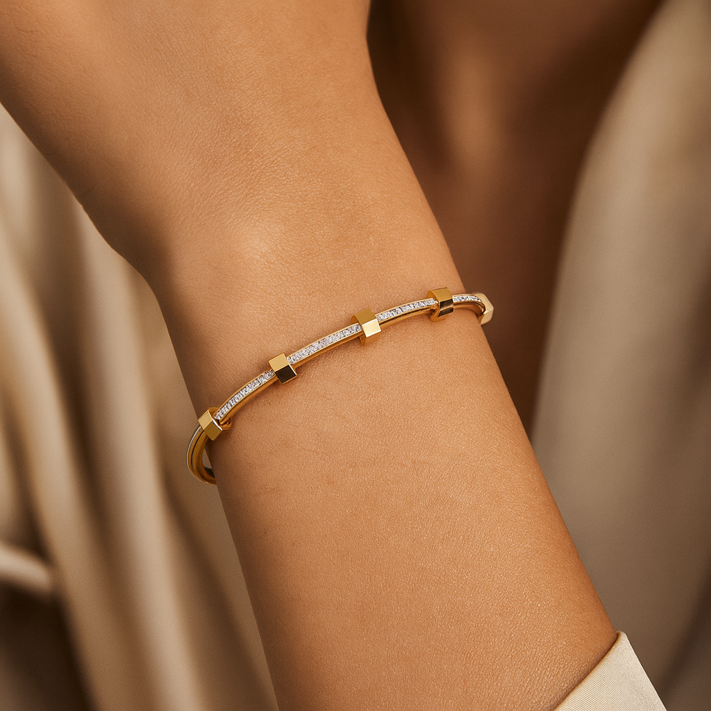 Chic Light Gold Bracelet
