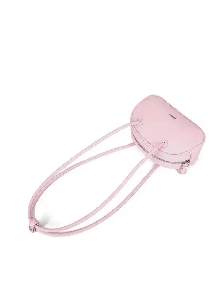 Chic Minimalist Shoulder Bag for Spring