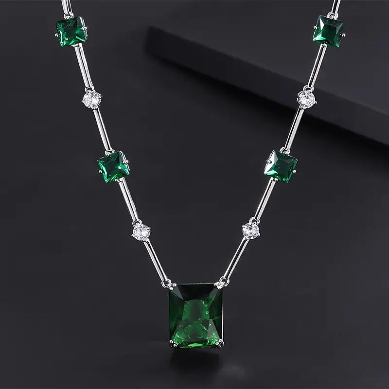 Verelune Jewelry Set by Daphira