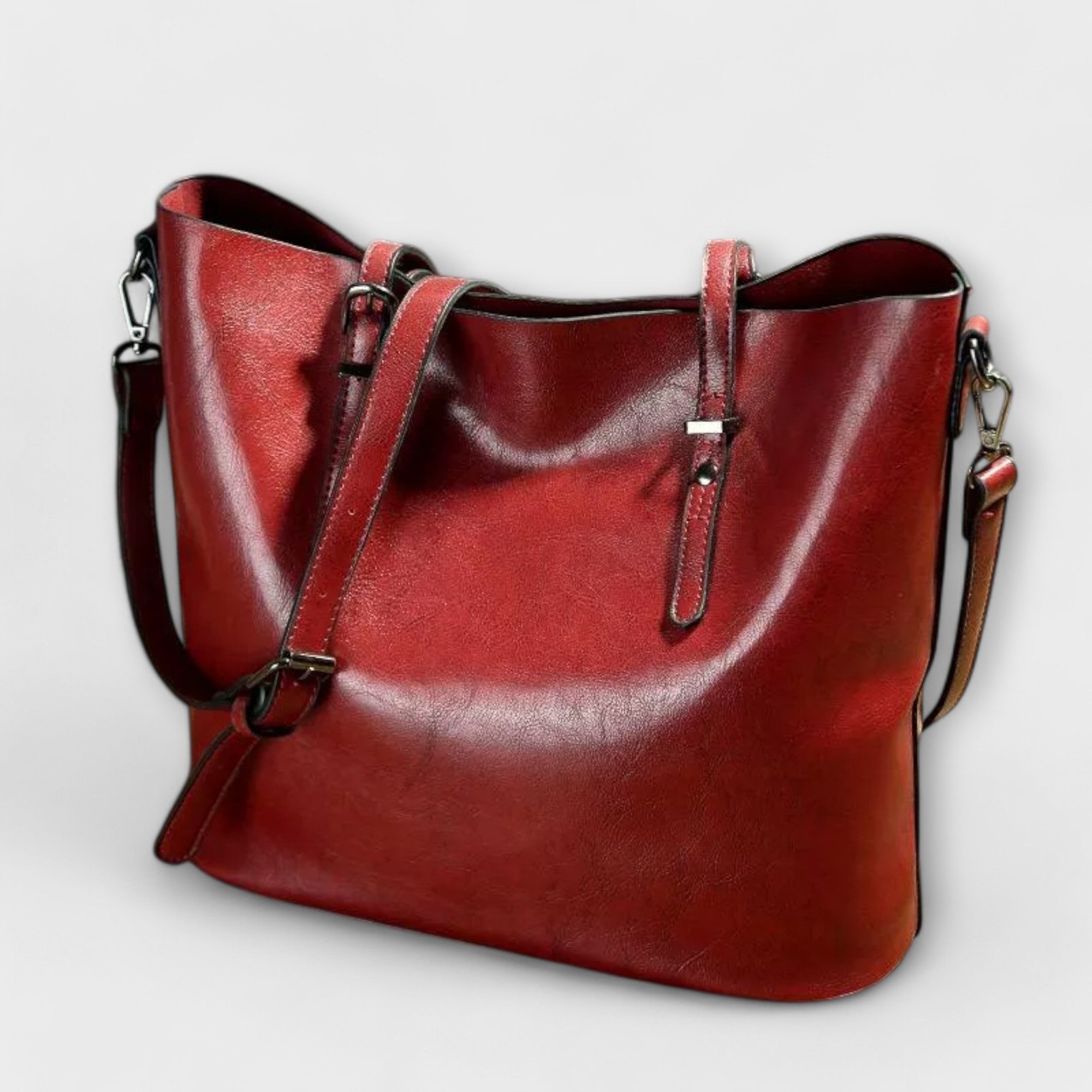 Olivia - Retro-Inspired Shoulder Bag