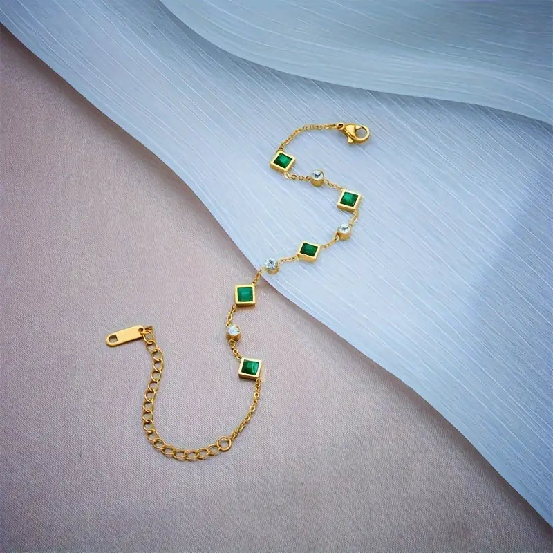 Glenwyn Bracelet by Amelisse