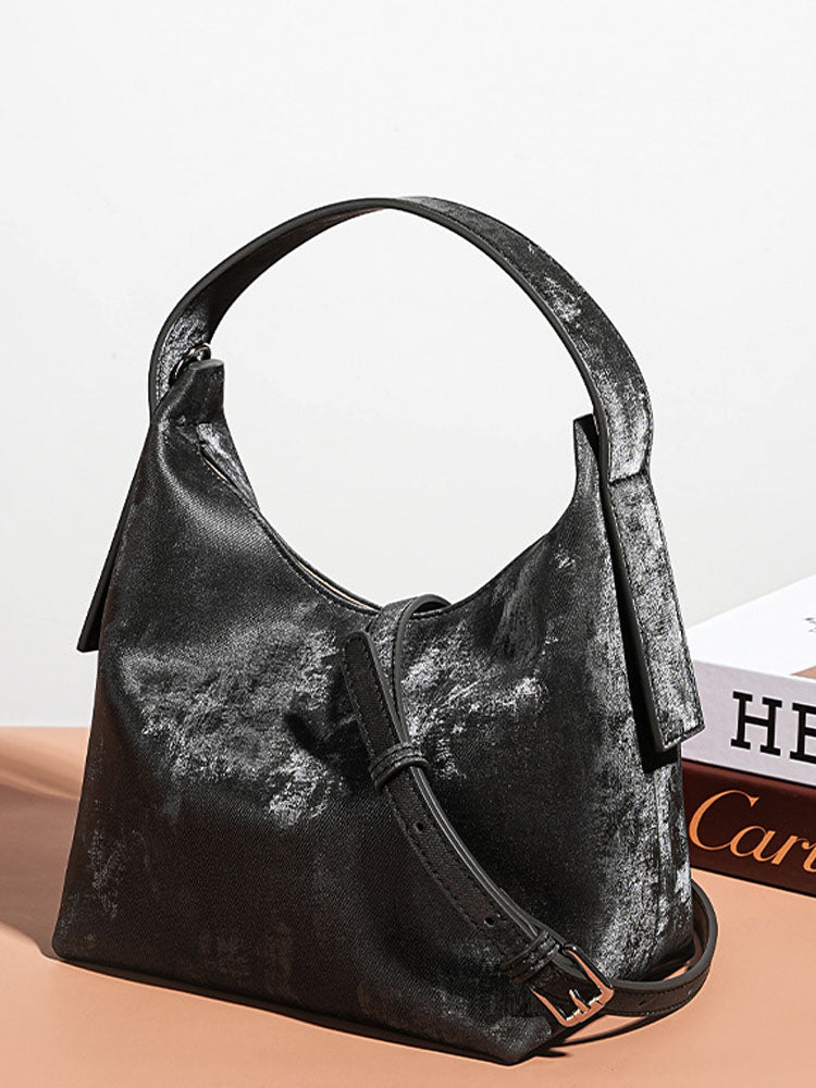 Chic Crossbody Dumpling Bag