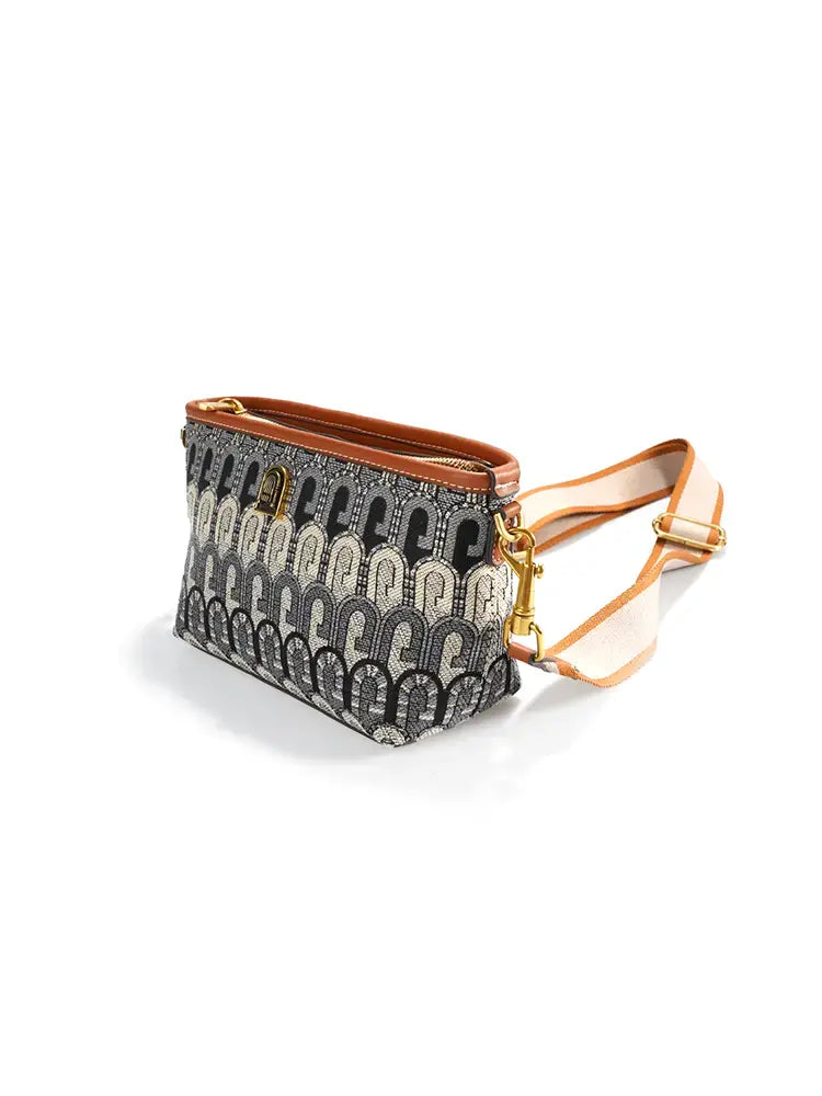 Urban Chic G-Jacquard Shoulder Bag