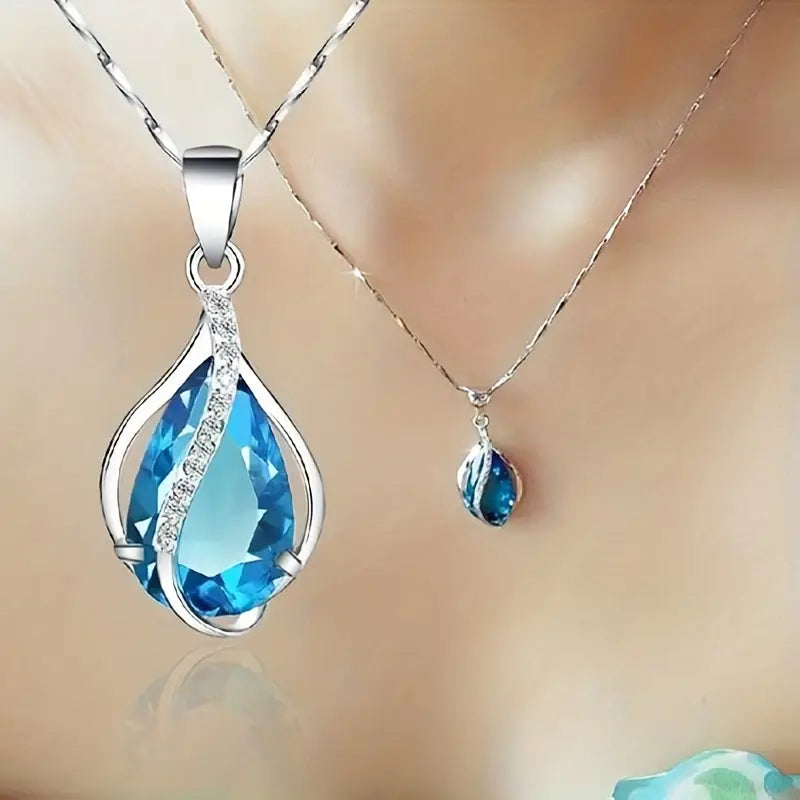 Evelina – Light Sapphire Teardrop Pendant