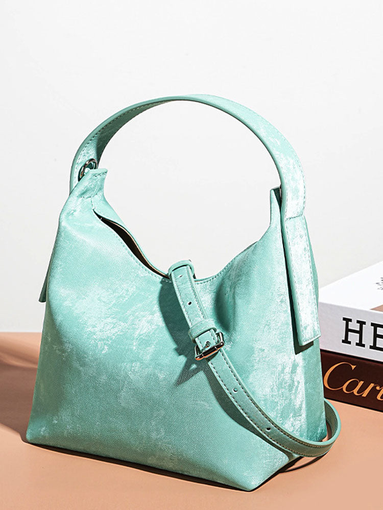 Chic Crossbody Dumpling Bag