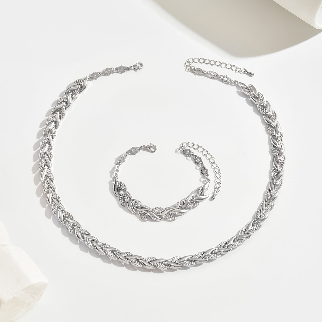 Nicole – Sophisticated Collection
