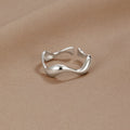 Waves – Sleek Minimalist Ring