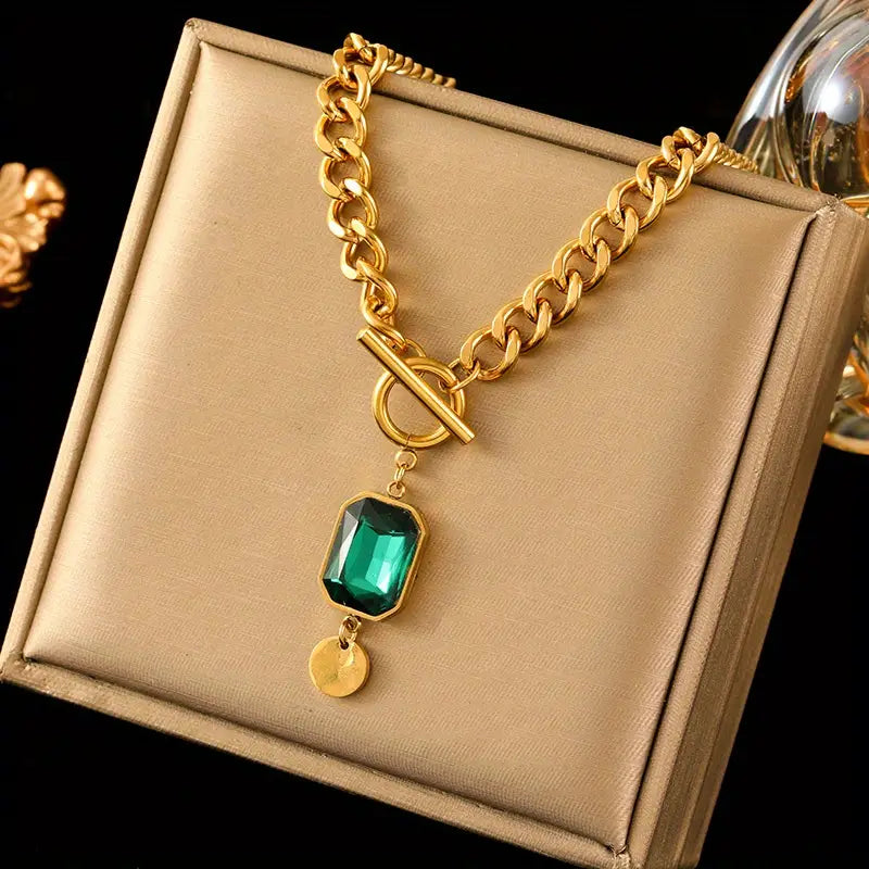 Emerald Gold Pendant Necklace with Chunky Chain