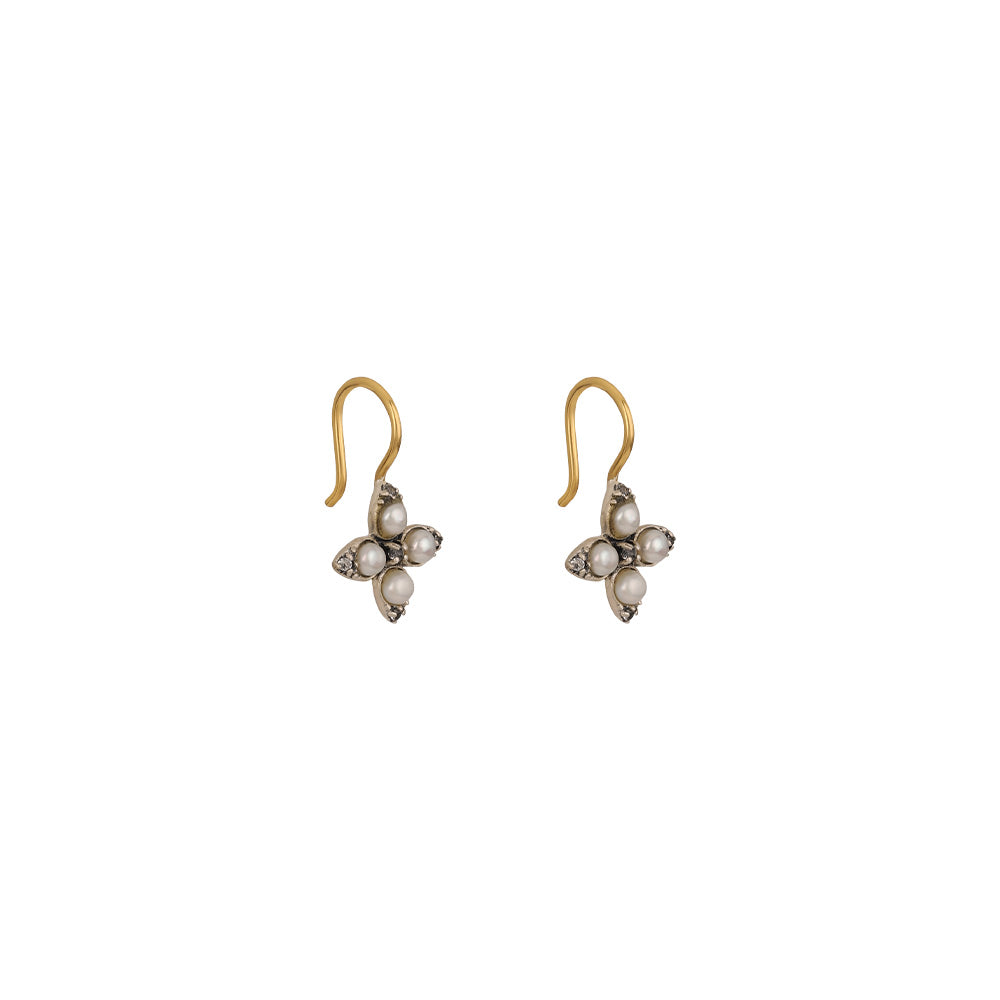 Daisy Mother-of-Pearl Earrings