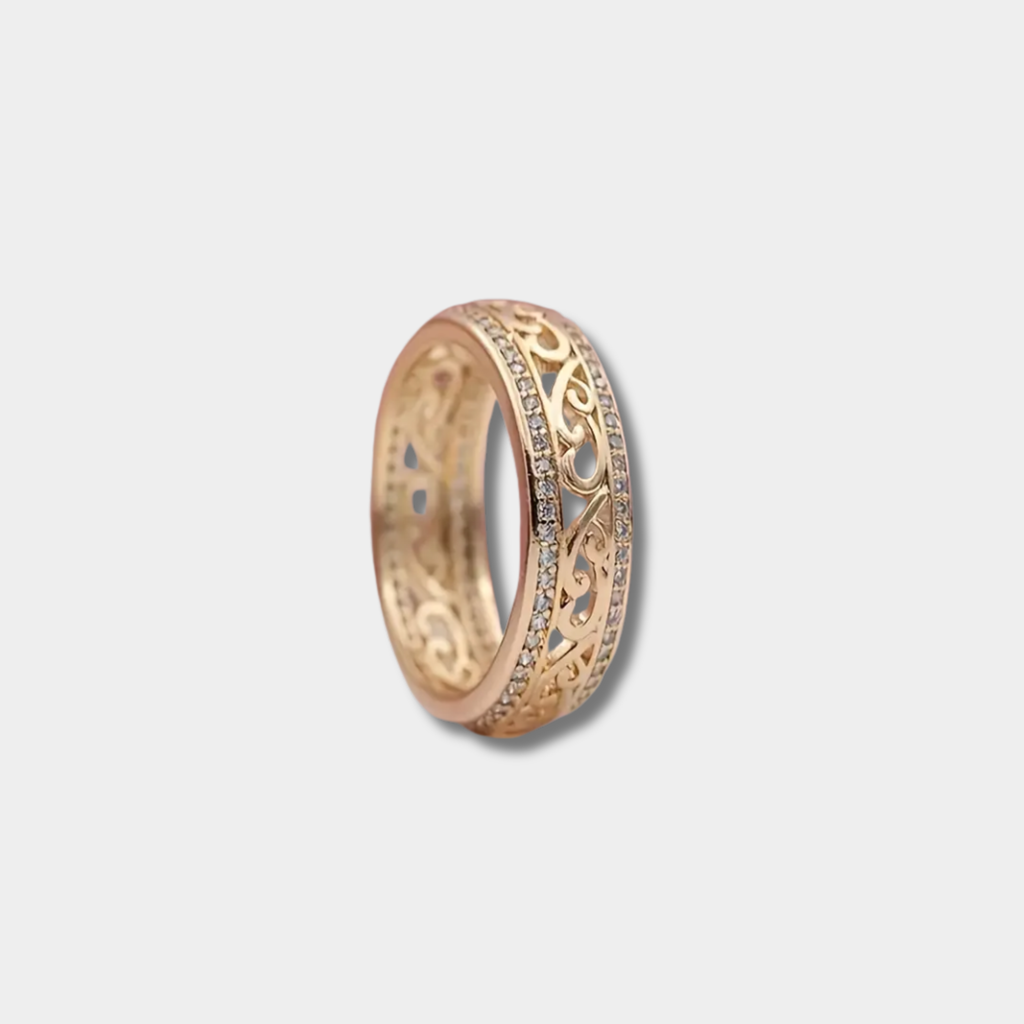 Kerstin – Light Gold Twisted Cable Ring