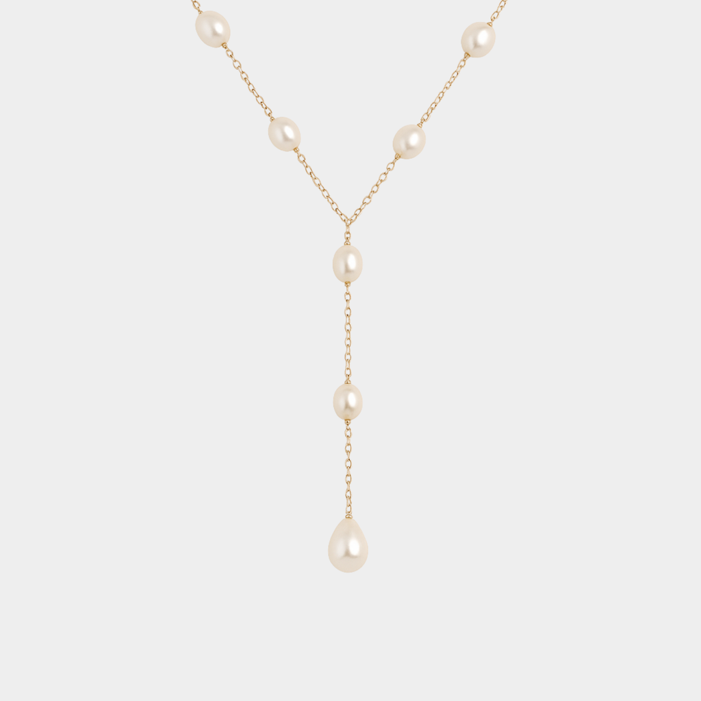 Annika – Classic Vintage Necklace Adorned with Dazzling Hanging Pearls