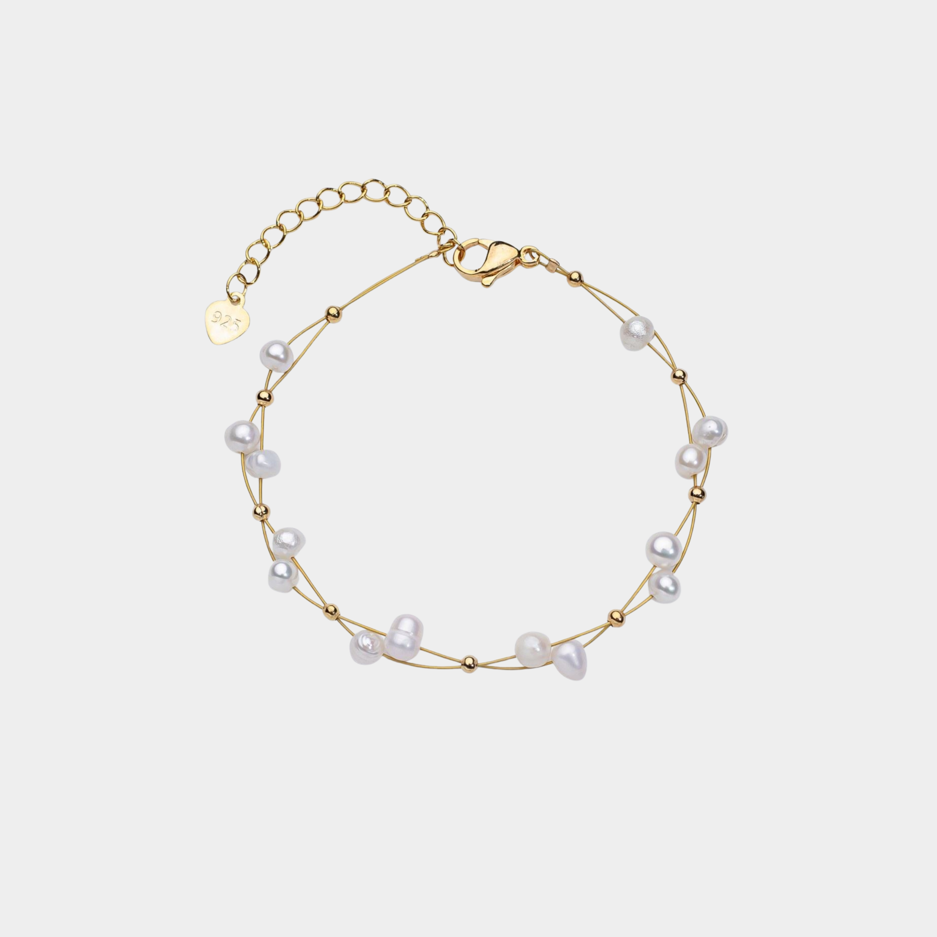 Marlene – Elegant Gold Bracelet Featuring Single Pearl Accents