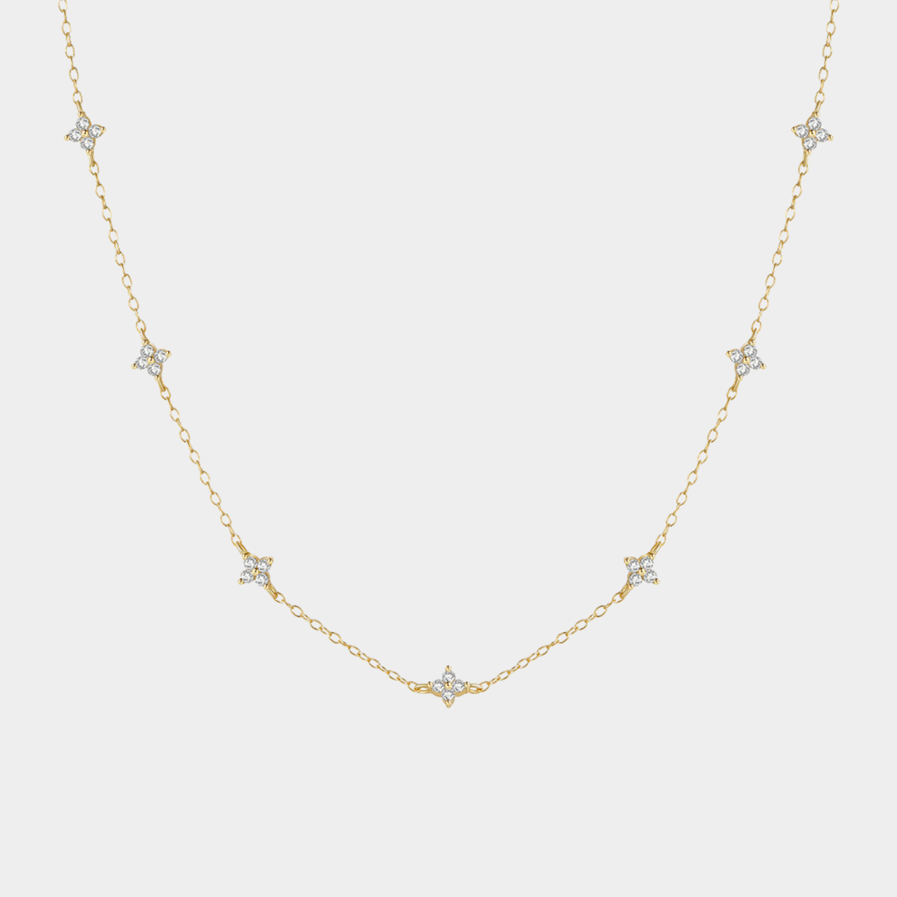 Veronika – Delicate Silver Chain with Vertical Pendant