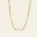 Johanka – Sleek Golden Chain with a Defined Design