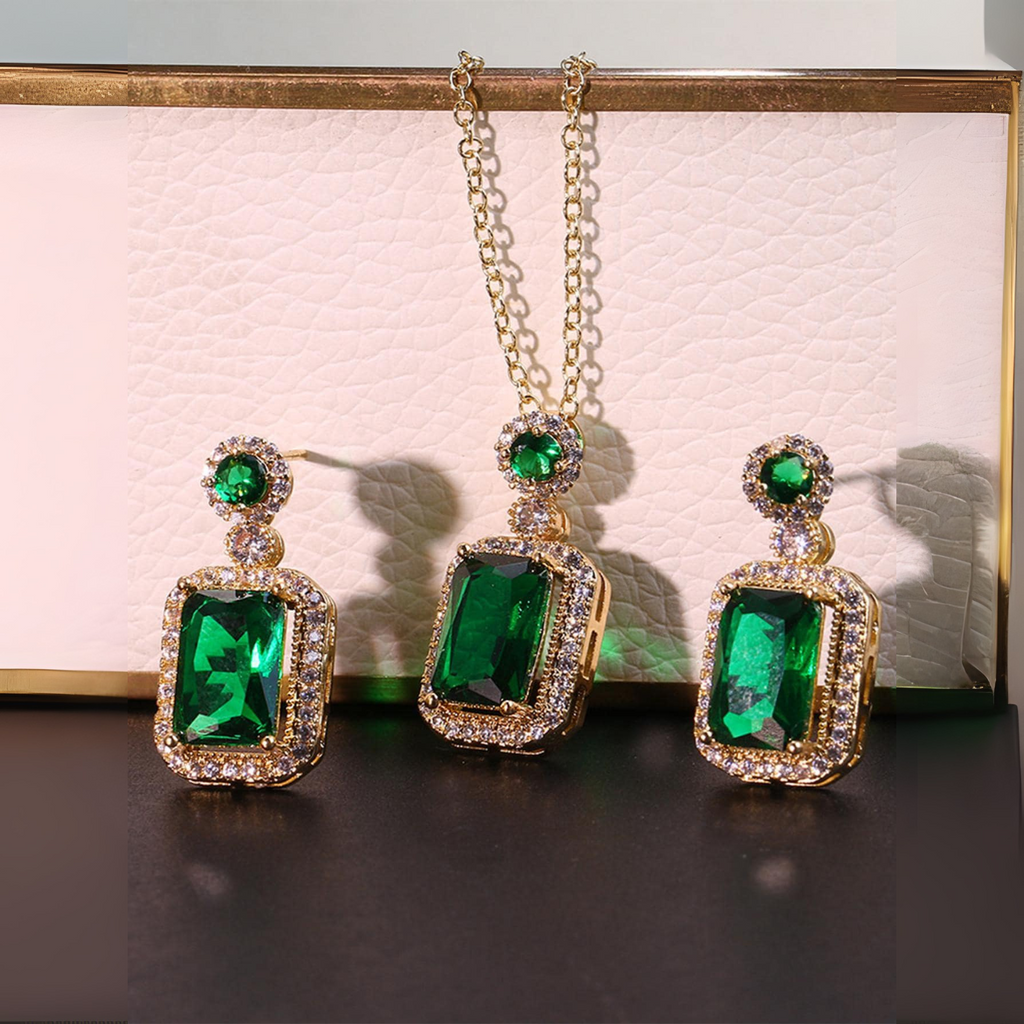 Mariselle Jewelry Set by Evelune