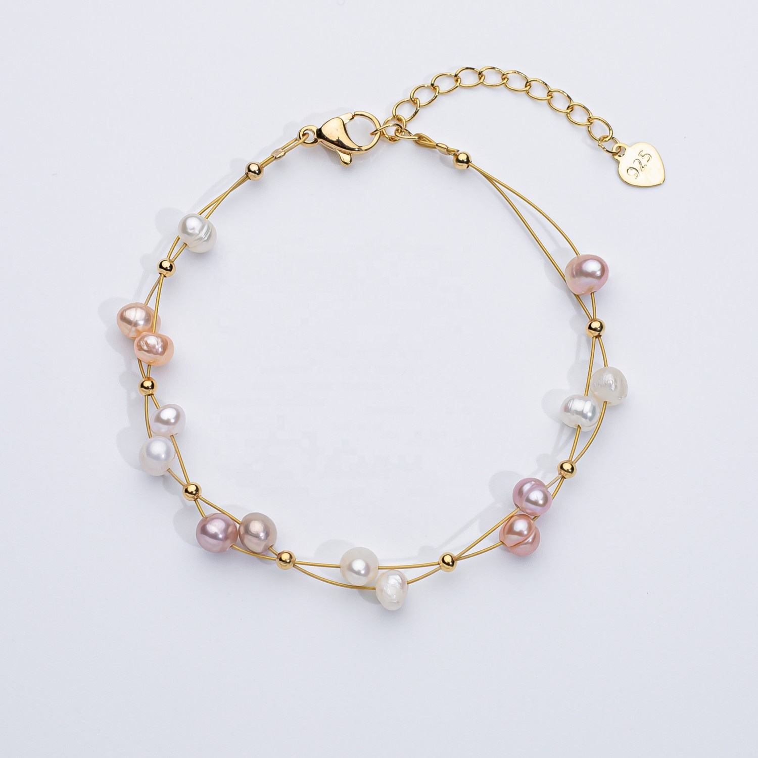 Marlene – Elegant Gold Bracelet Featuring Single Pearl Accents