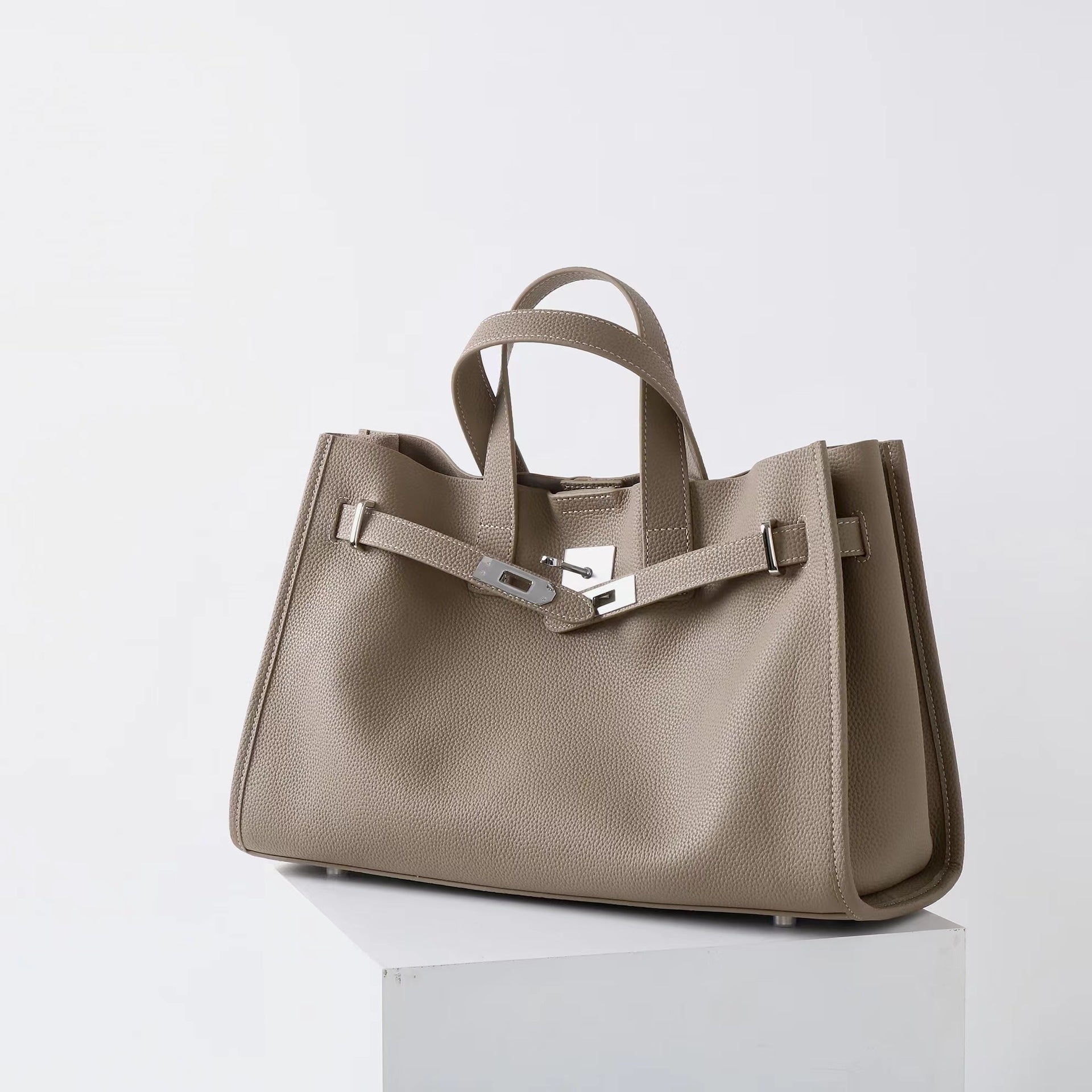 BEVERLEY - Spacious Genuine Cowhide Leather Tote Bag for Work and Travel
