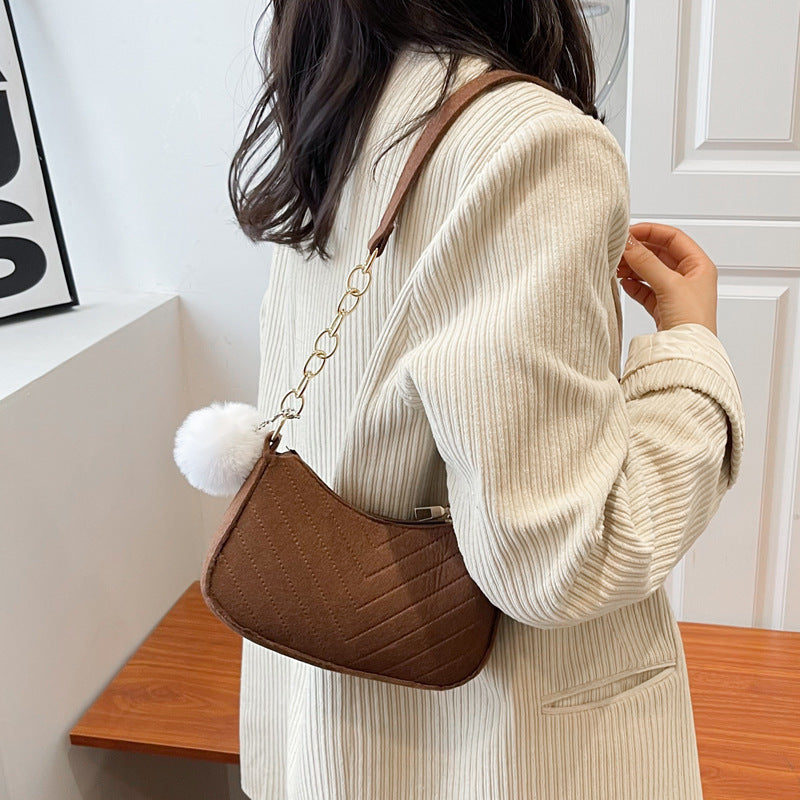 PAULA – Chic Vintage-Inspired Shoulder Bag
