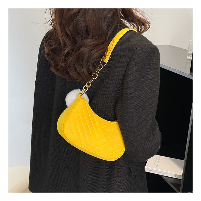 PAULA – Chic Vintage-Inspired Shoulder Bag