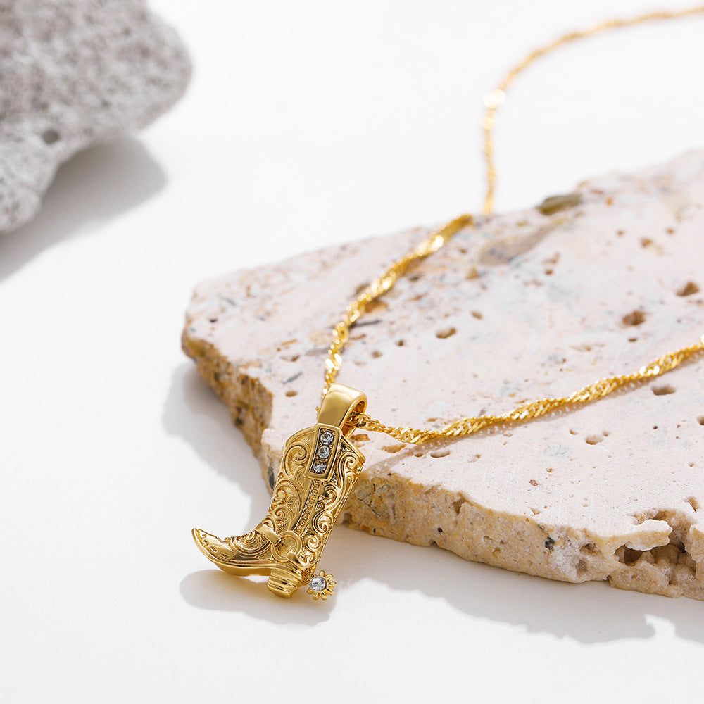 Johana – Elegant Necklace Adorned with Golden Pendants