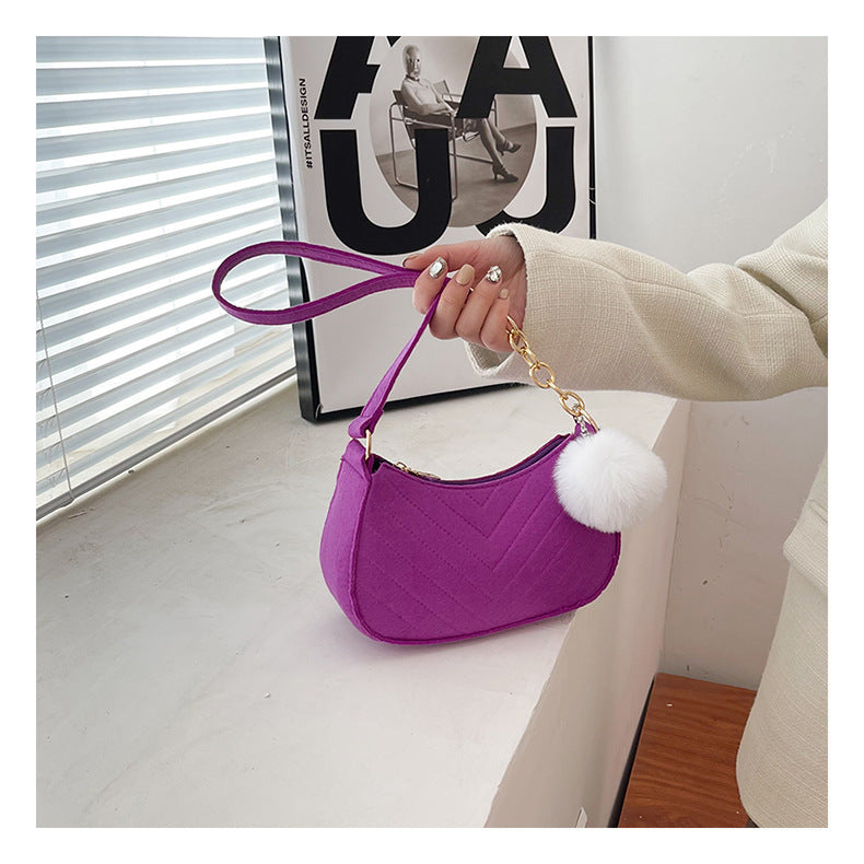 PAULA – Chic Vintage-Inspired Shoulder Bag
