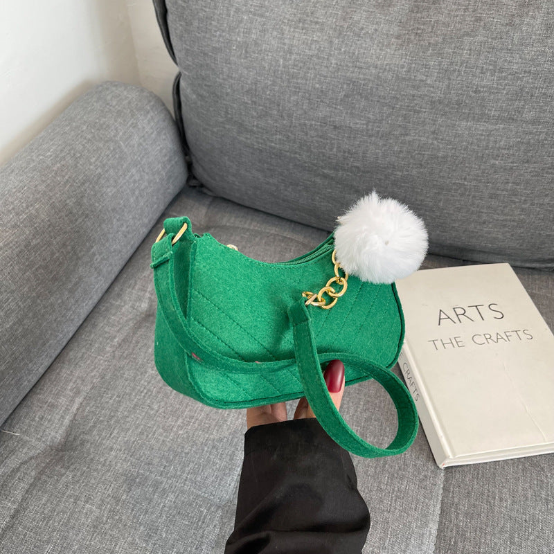 PAULA – Chic Vintage-Inspired Shoulder Bag
