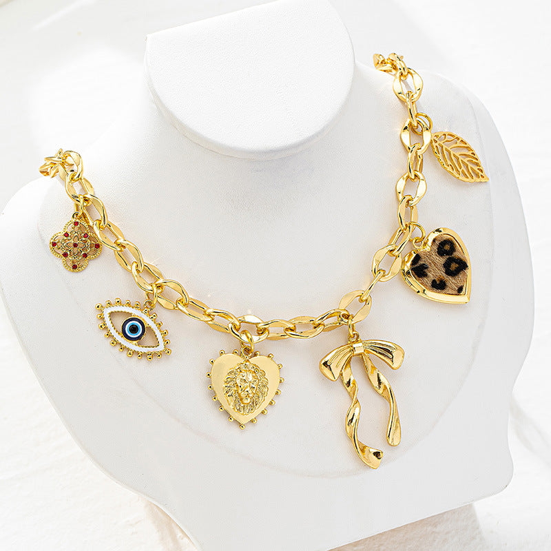 Lena – Gold Necklace Adorned with Stone Accents