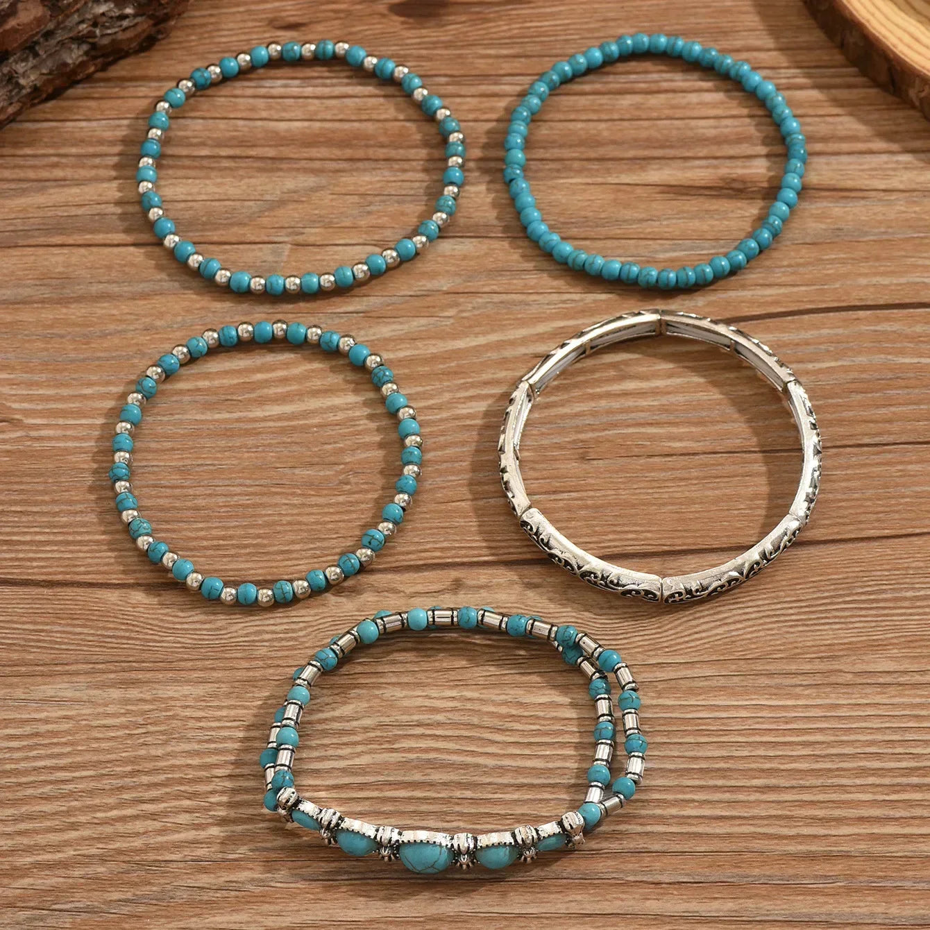 Caroline – Bohemian Bracelet Set Featuring Turquoise Beads