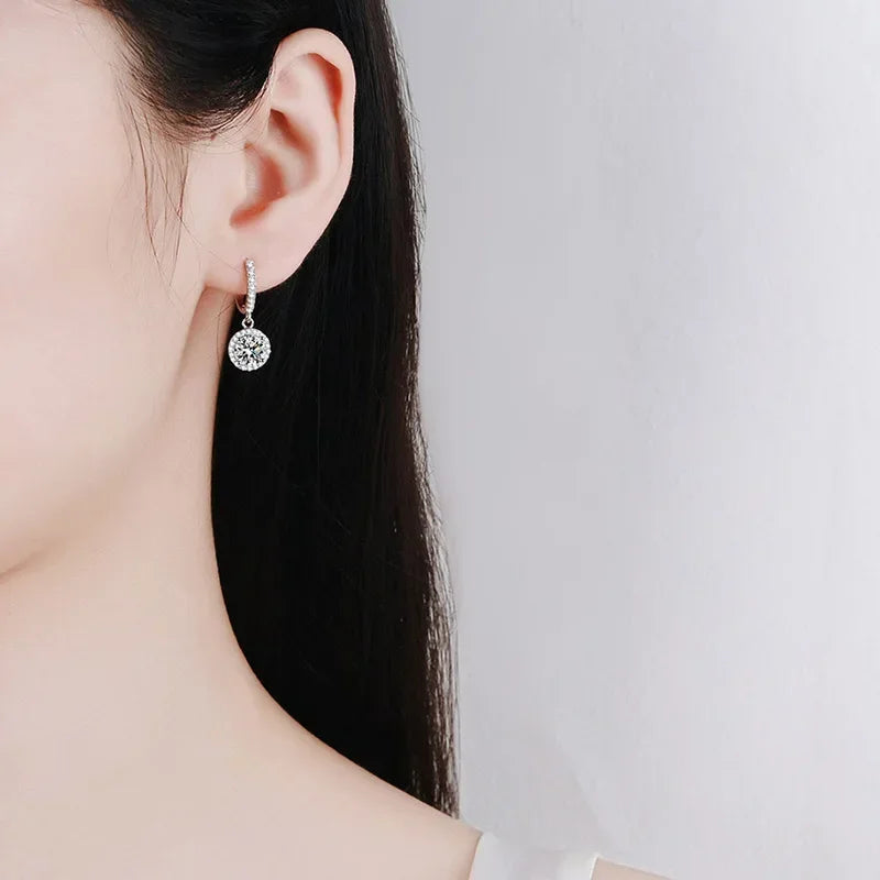 925 Sterling Silver Earrings Featuring 1 Carat Moissanite