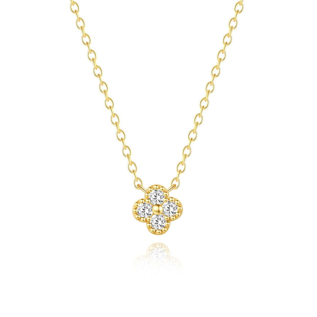 Eva – Elegant Silver Necklace Adorned with a Delicate Gemstone