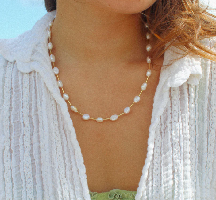 Helena – Double Design Gold Necklace