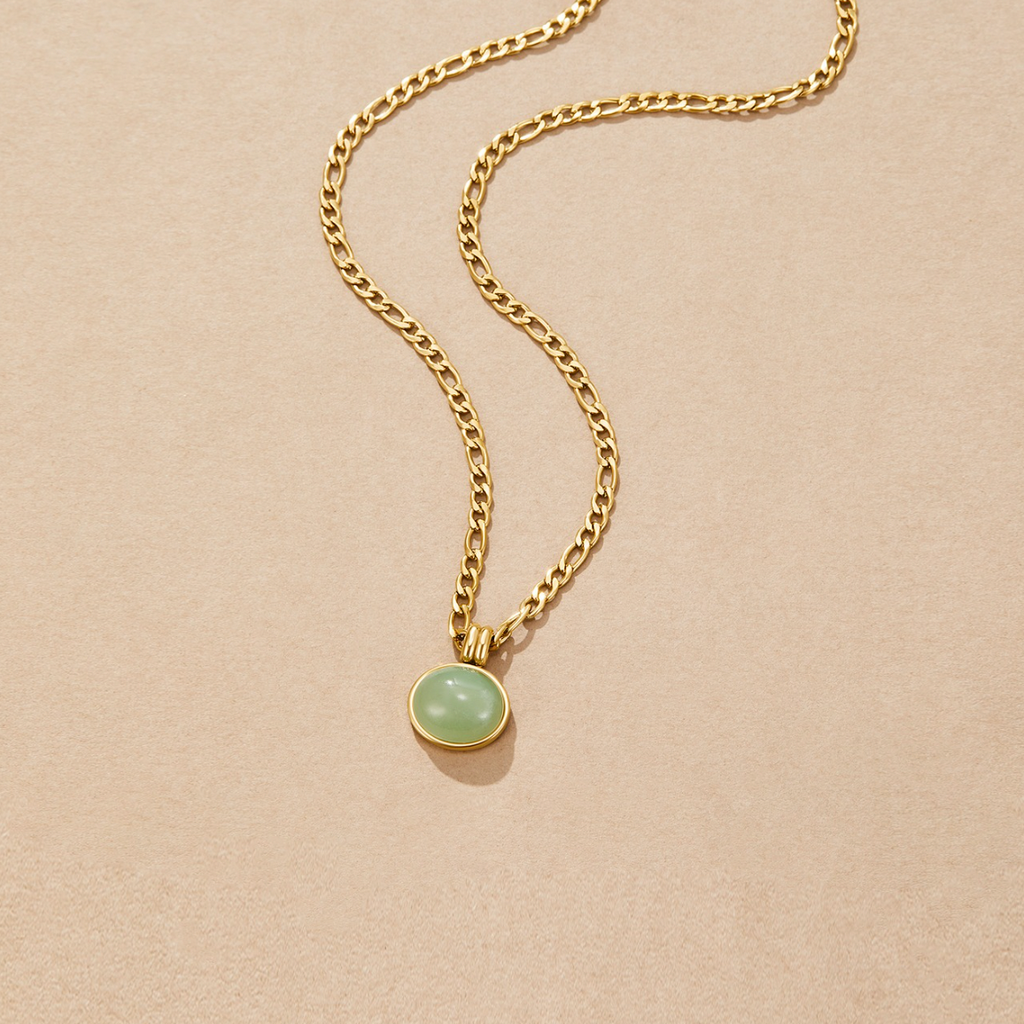 Lisa Pendant Necklace