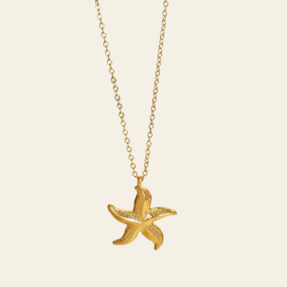 Francesca – Star Pendant Gold Necklace