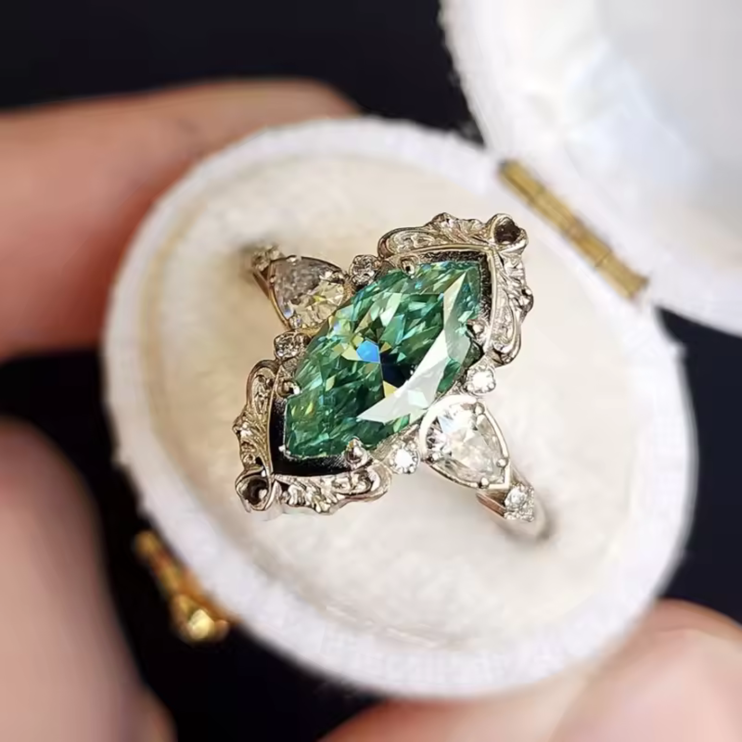 Thornewyn Ring by Vaelira