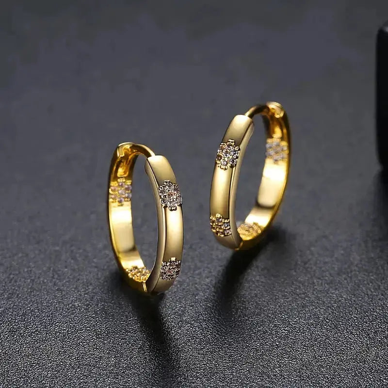 Aurelia – Retro Gold Floral Earrings