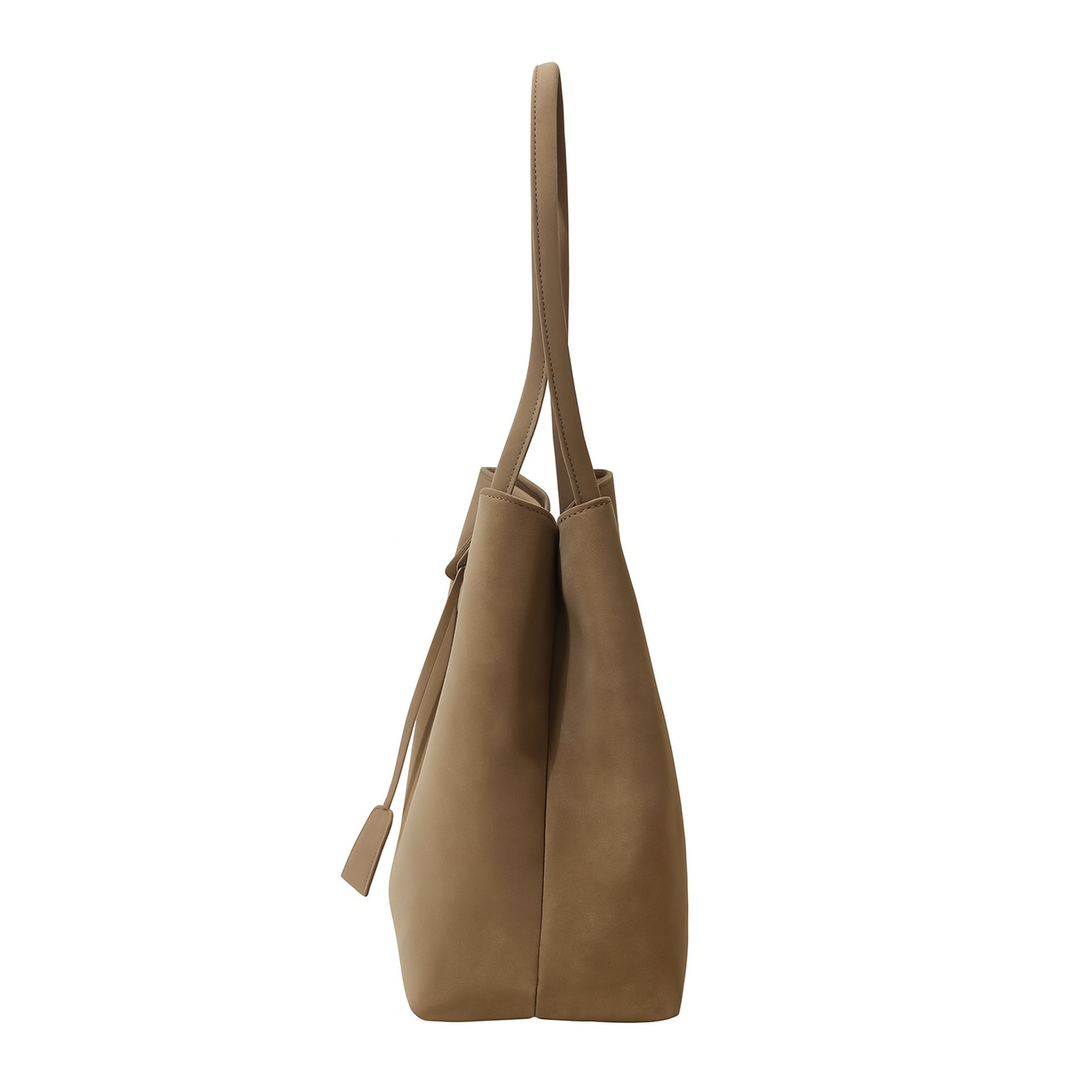 Kyadeeih | Chic Tote Bag