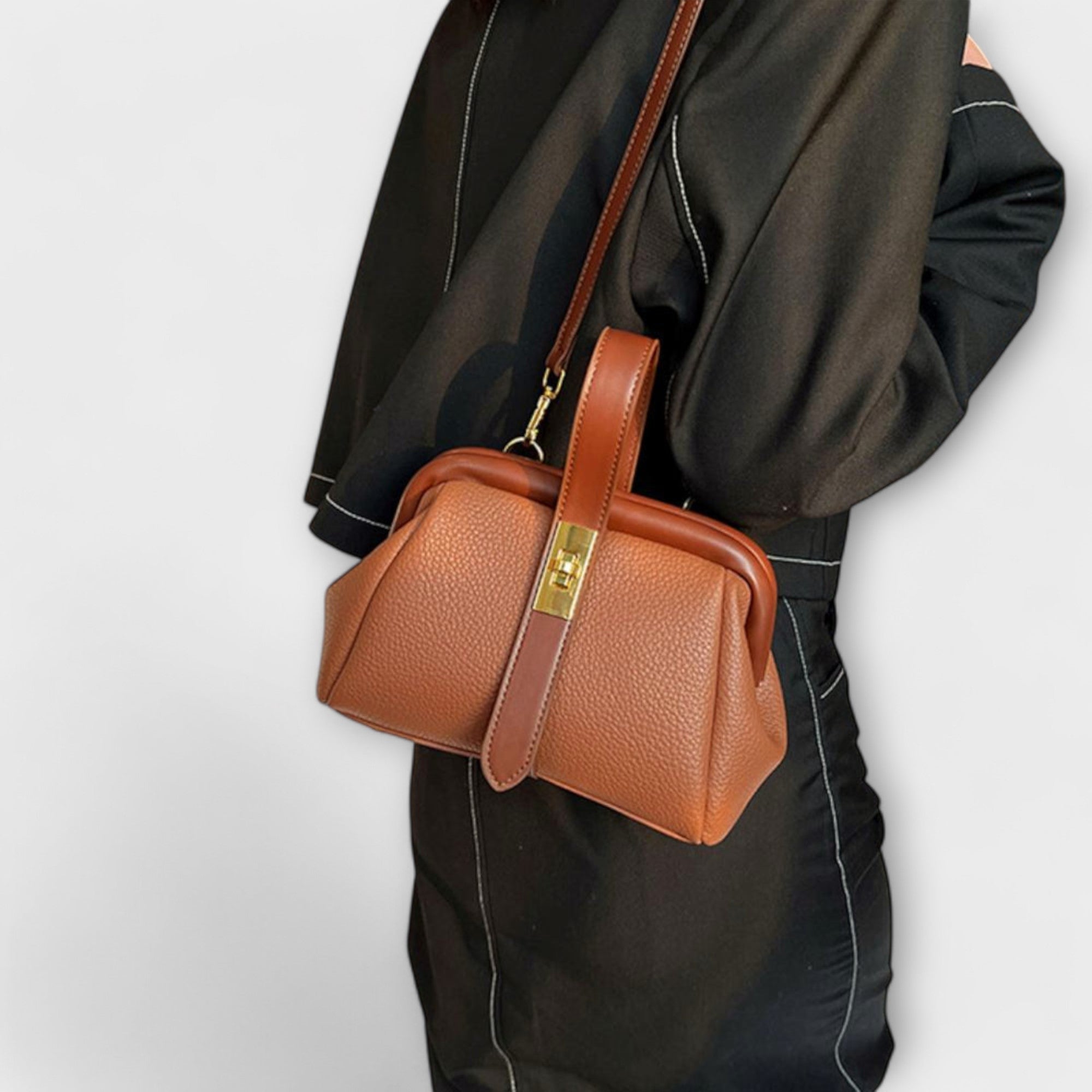 Olivia - Vintage-Inspired Handbag