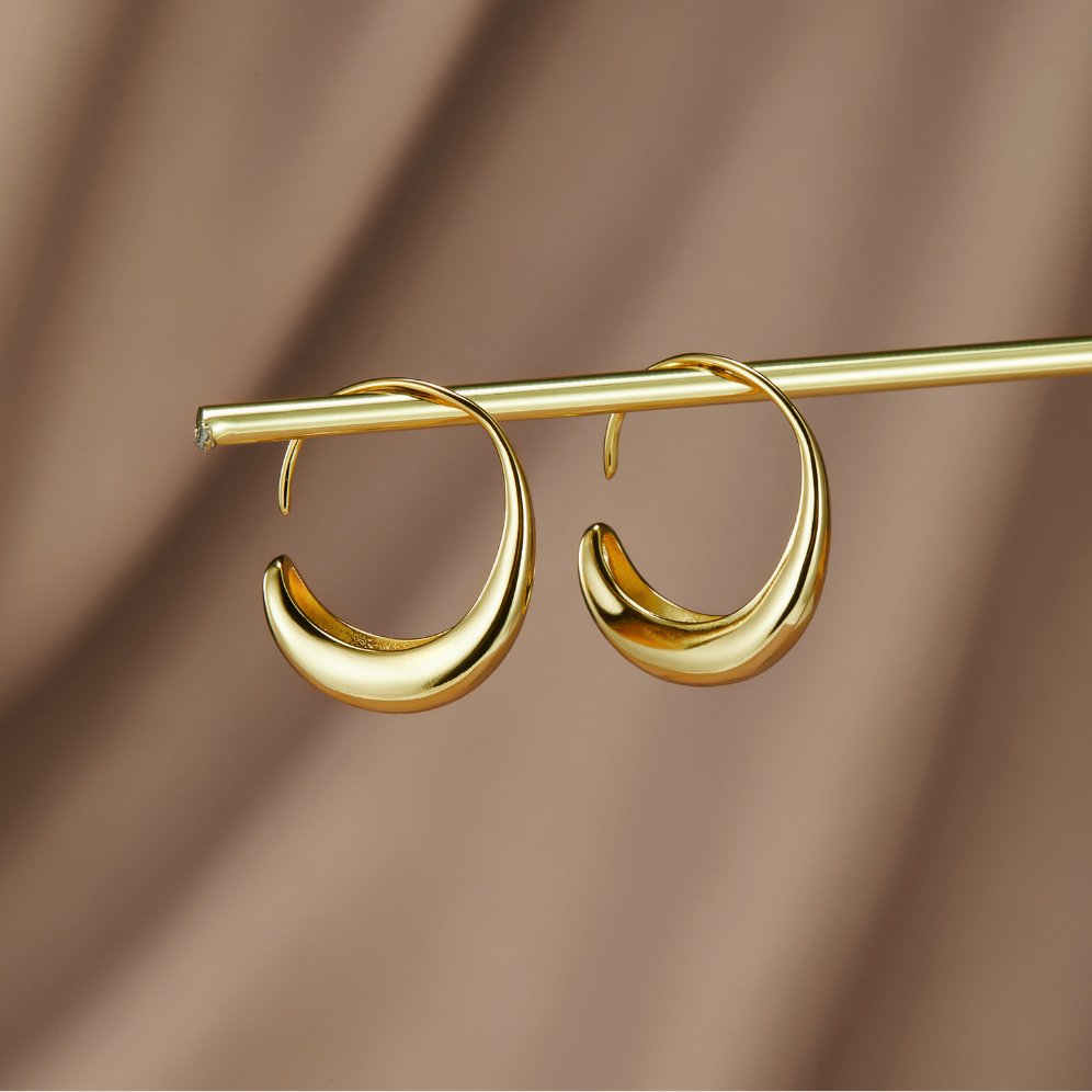 Susanne – Textured Gold Earrings