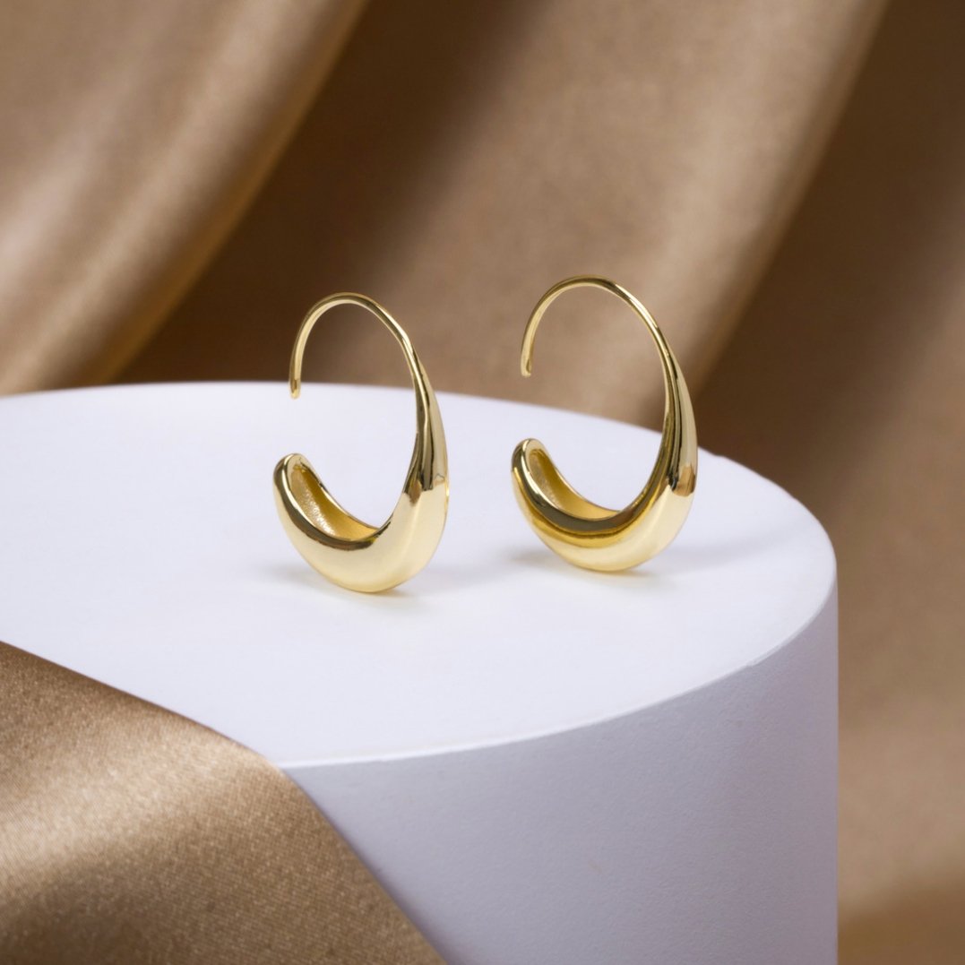 Susanne – Textured Gold Earrings