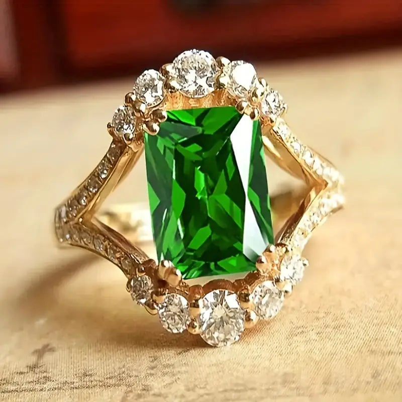 Grenthal Ring by Elisova