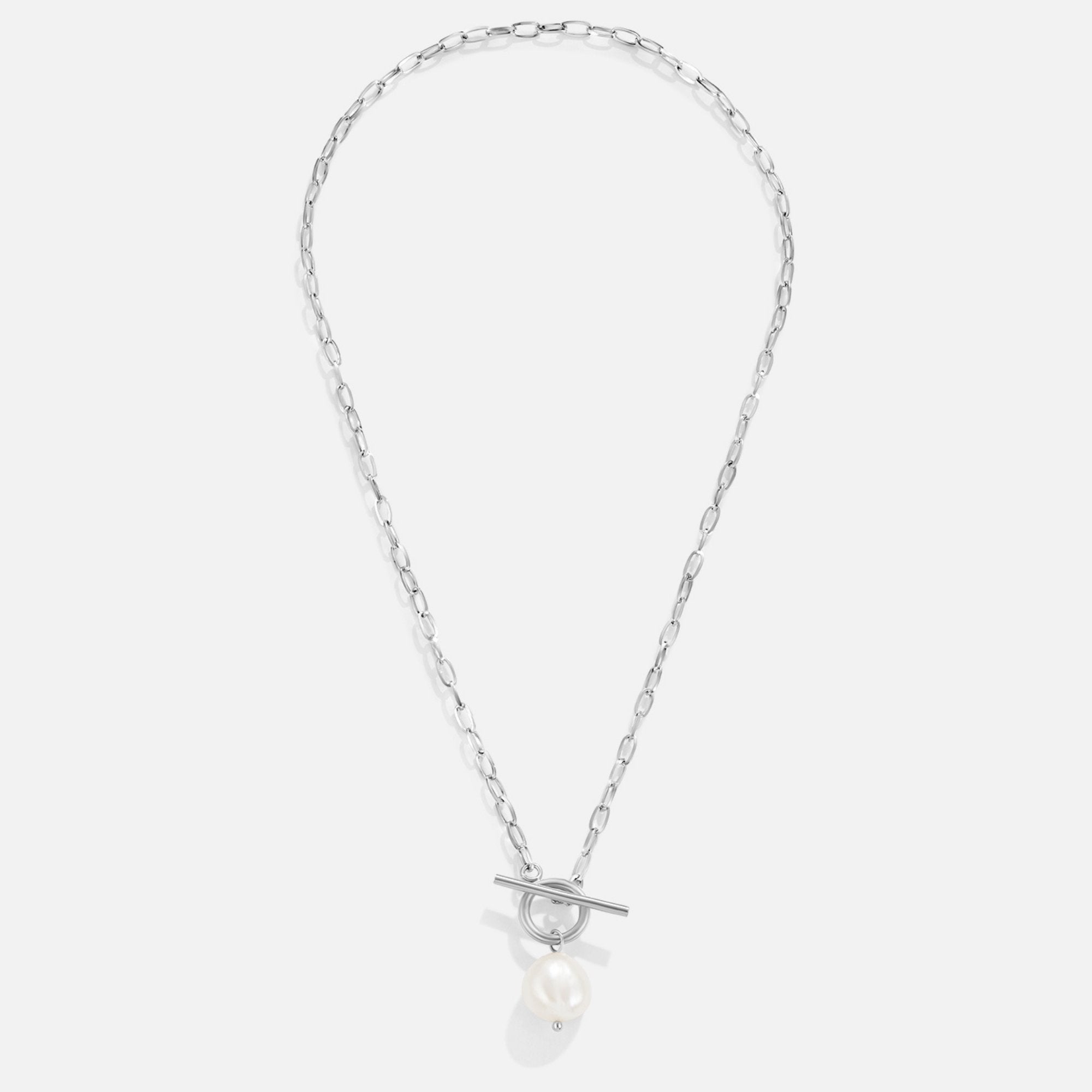 Eveline – Gold Necklace Featuring a Pearl-Embellished Pendant