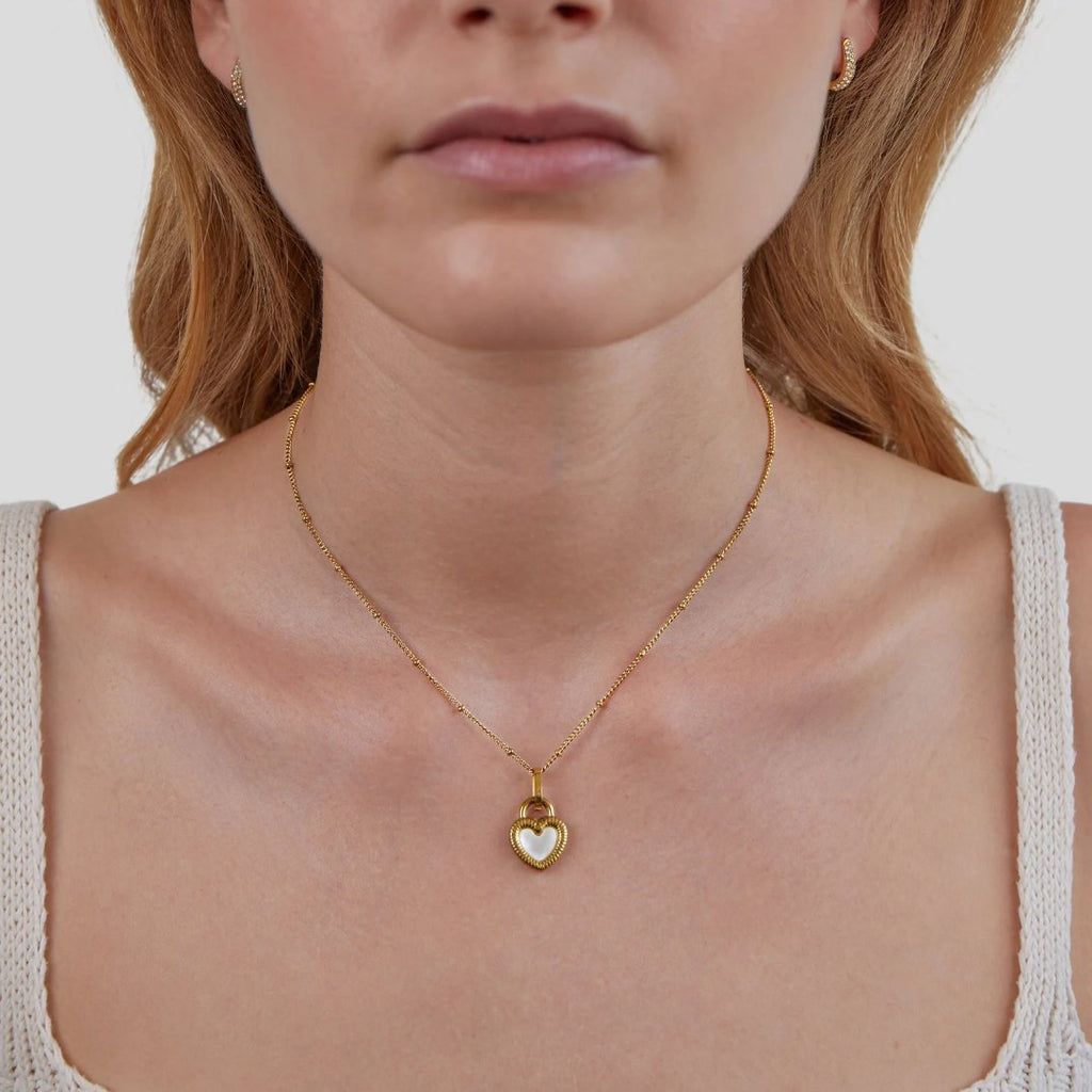 Helga – Gold Necklace Featuring Dual Pendants