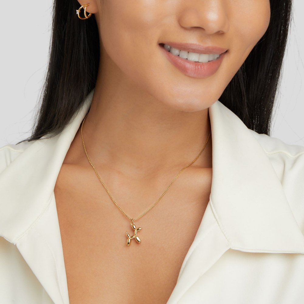 Selma – Gold Heart Pendant Necklace with Gemstone