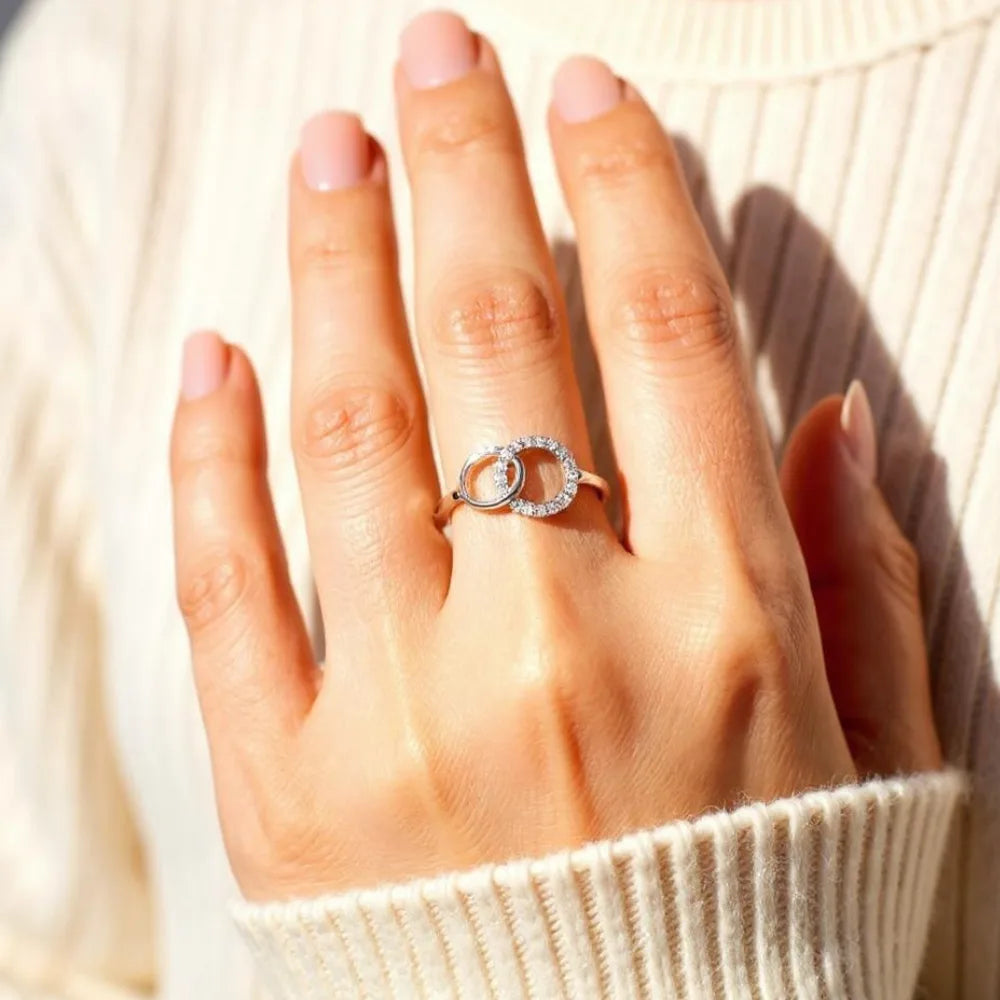 Forever Connected: Sister Bond Ring